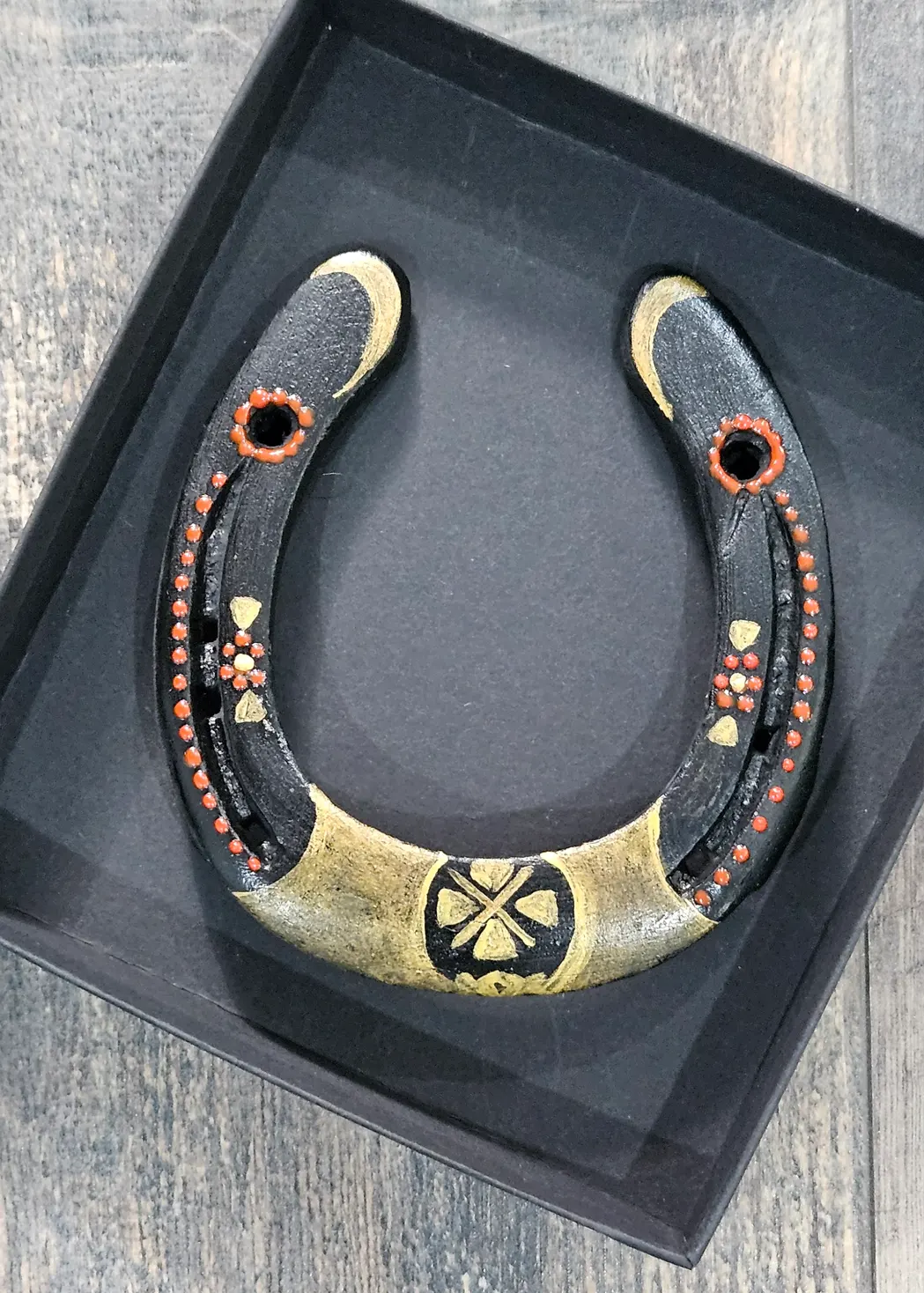 Potcoava Soarelui și a Lunii 3